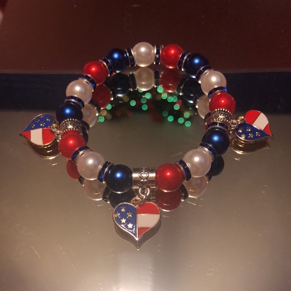 🟢 Patriotic 4th Of July Heart Charms Bracelet - Picture 12 of 16
